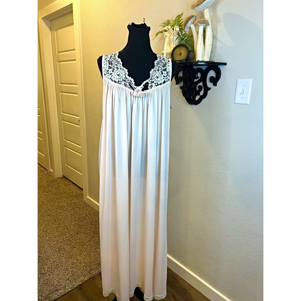 Eve Stillman Vintage 70s 80s Blush Pink Cream Lace long Nightgown AS IS sz L